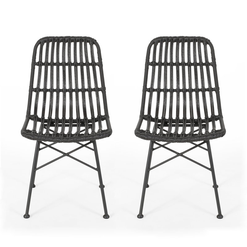 CHAISE SAWTELLE