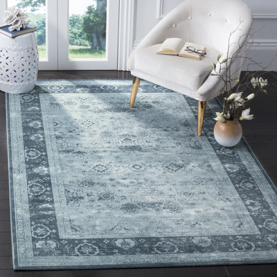 Tapis oriental Lyniya