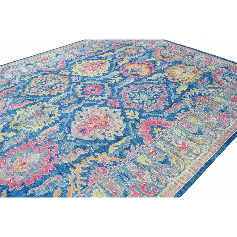 Hand Knotted Wool Area Rug in Blue