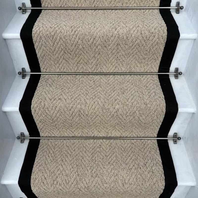 Runner Chevron Looped / Hooked Area Rug, Runner 50 x 650 cm