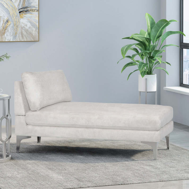 CHAISE LOUNGE