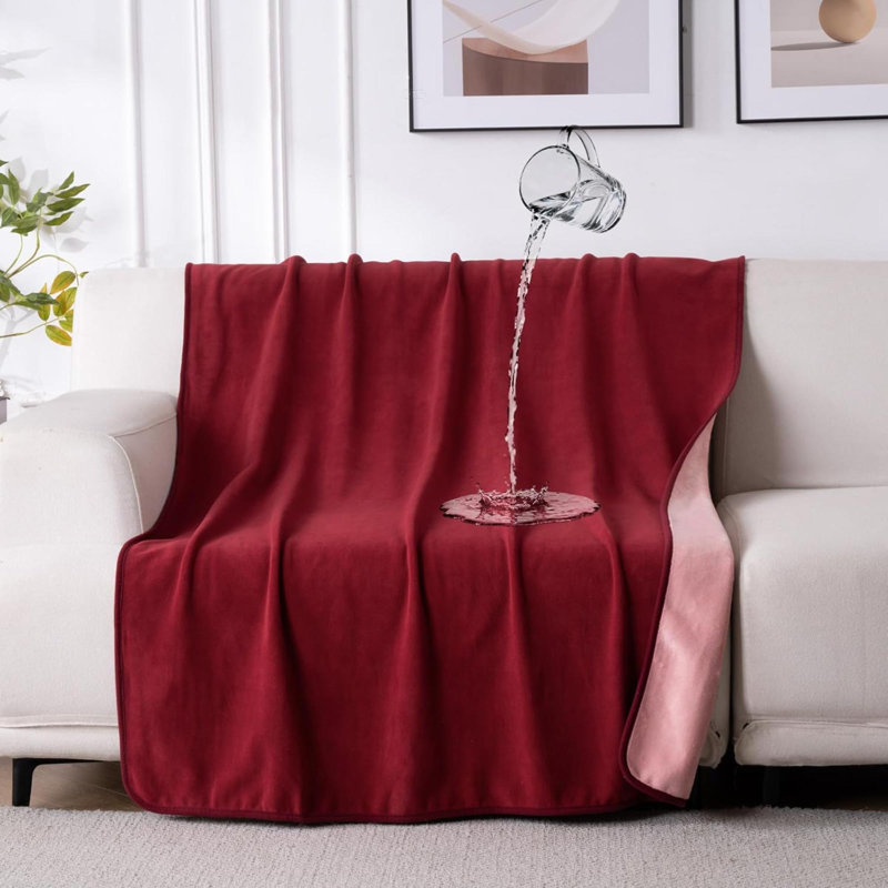 Machine Tufted Throw Blanket