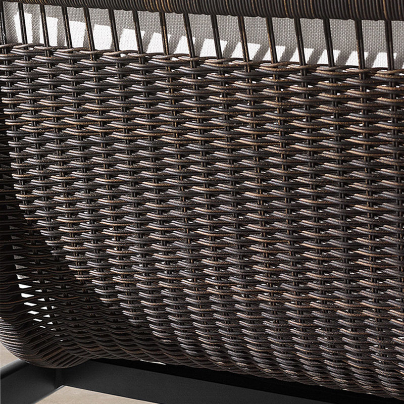 Chaise longue d'extérieur en rotin
