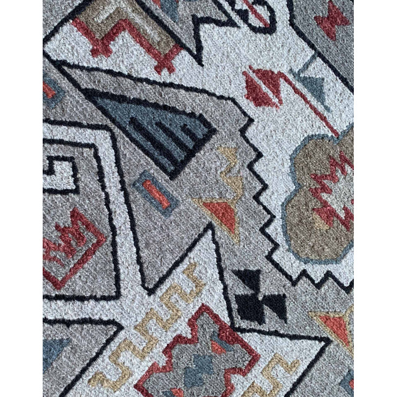 BEARS EAR, Rectangle 8' x 10'