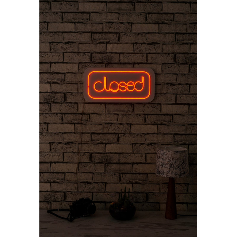 Bande d'éclairage à DEL flexible au néon, rouge, 14,2 x 8,7 x 0,8 pouces | Étanche IP67, gabarit en mousse de PVC, 12V DC, 8W-10W / mètre | Système de suspension murale intégré - parfait pour la décoration intérieure et l'éclairage de fête