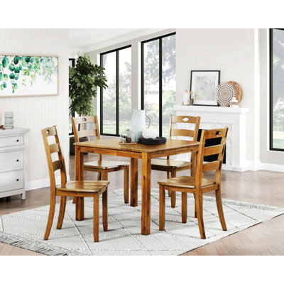 Ensemble de table classique et 4 chaises d'appoint en bois