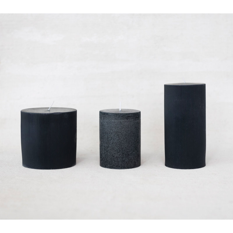 Bougie pilier non parfumée à plis thermolaqués, Pilier 3 po x 3 po, Noir