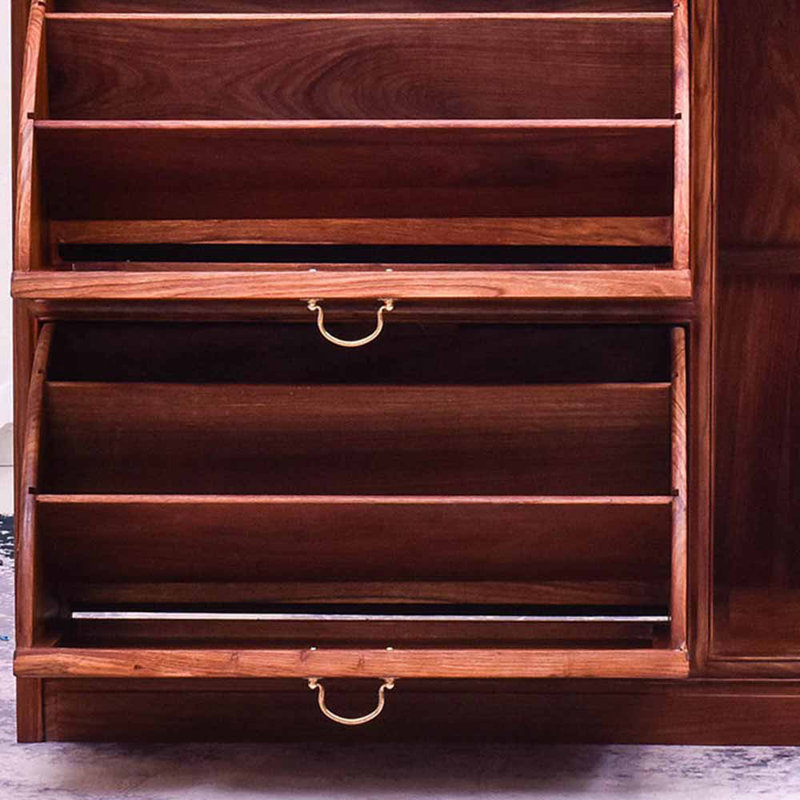 Chinese-style floor-standing shoe storage cabinet