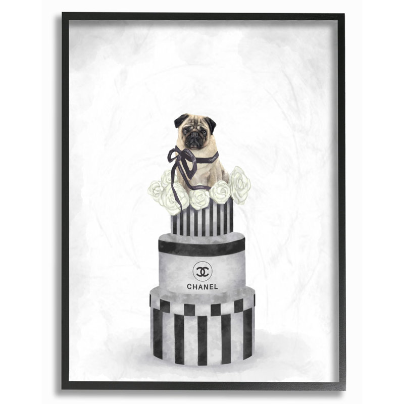 «Fashion Box Stack Pet Dog Grey», impression, H 30 po x l 24 po, Giclée encadrée noir minuit
