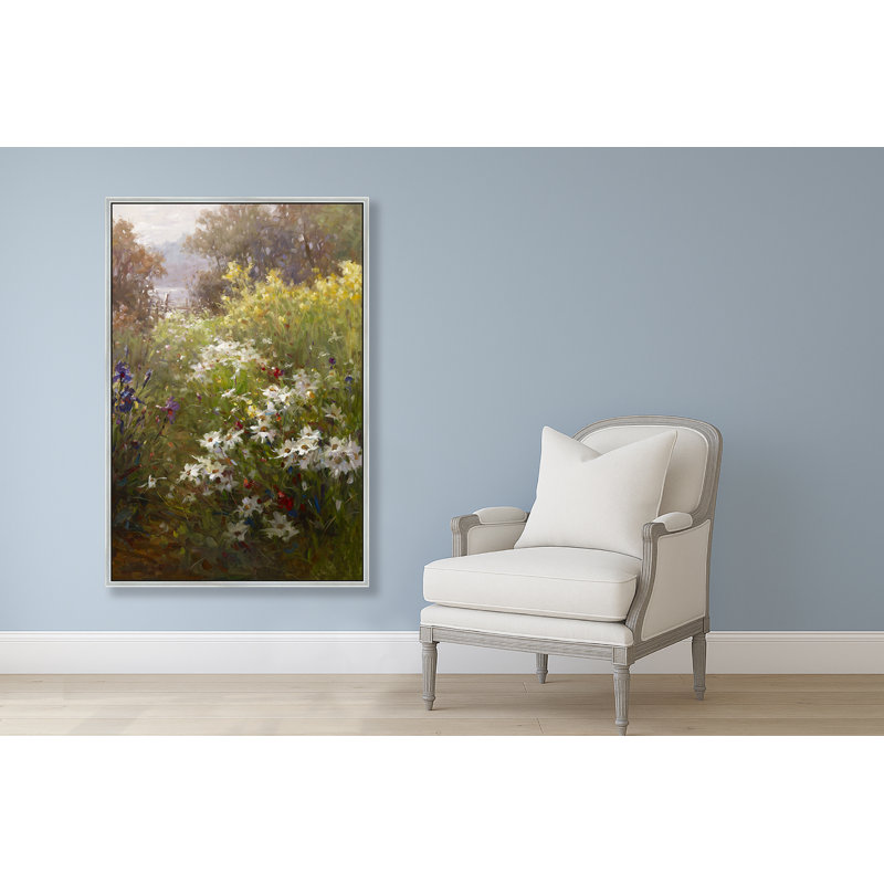 Daisy Edge Print, Silver, 74" H x 50" W