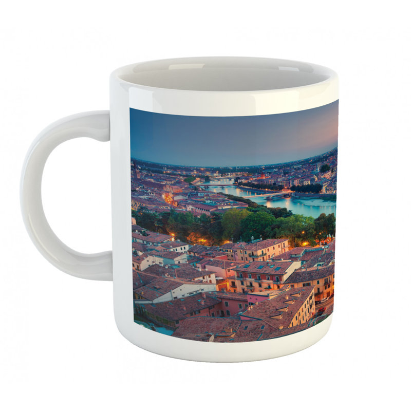 Grande tasse à café européenne