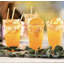 Cocktail de blé buvant des pailles