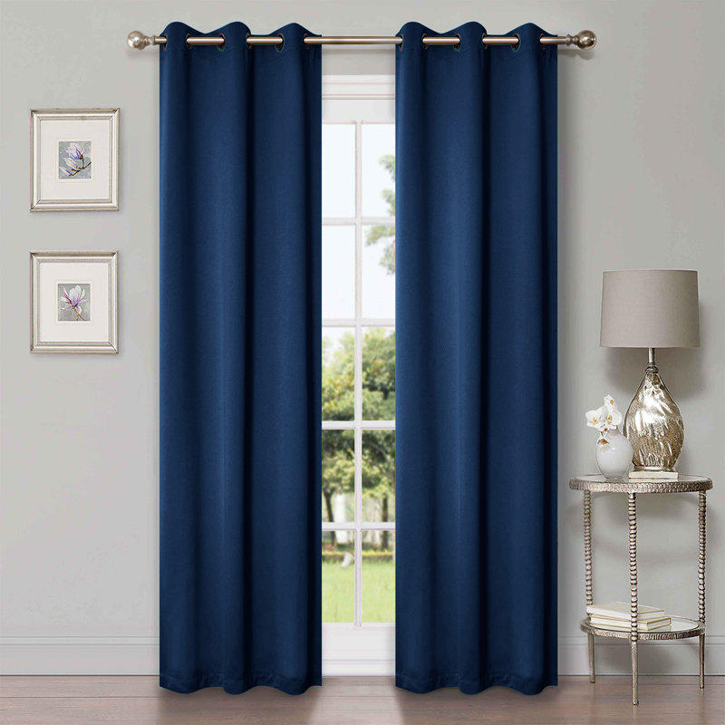 Paire de rideaux obscurcissant avec œillets Millendon, Marine, L 46 po x L 108 po