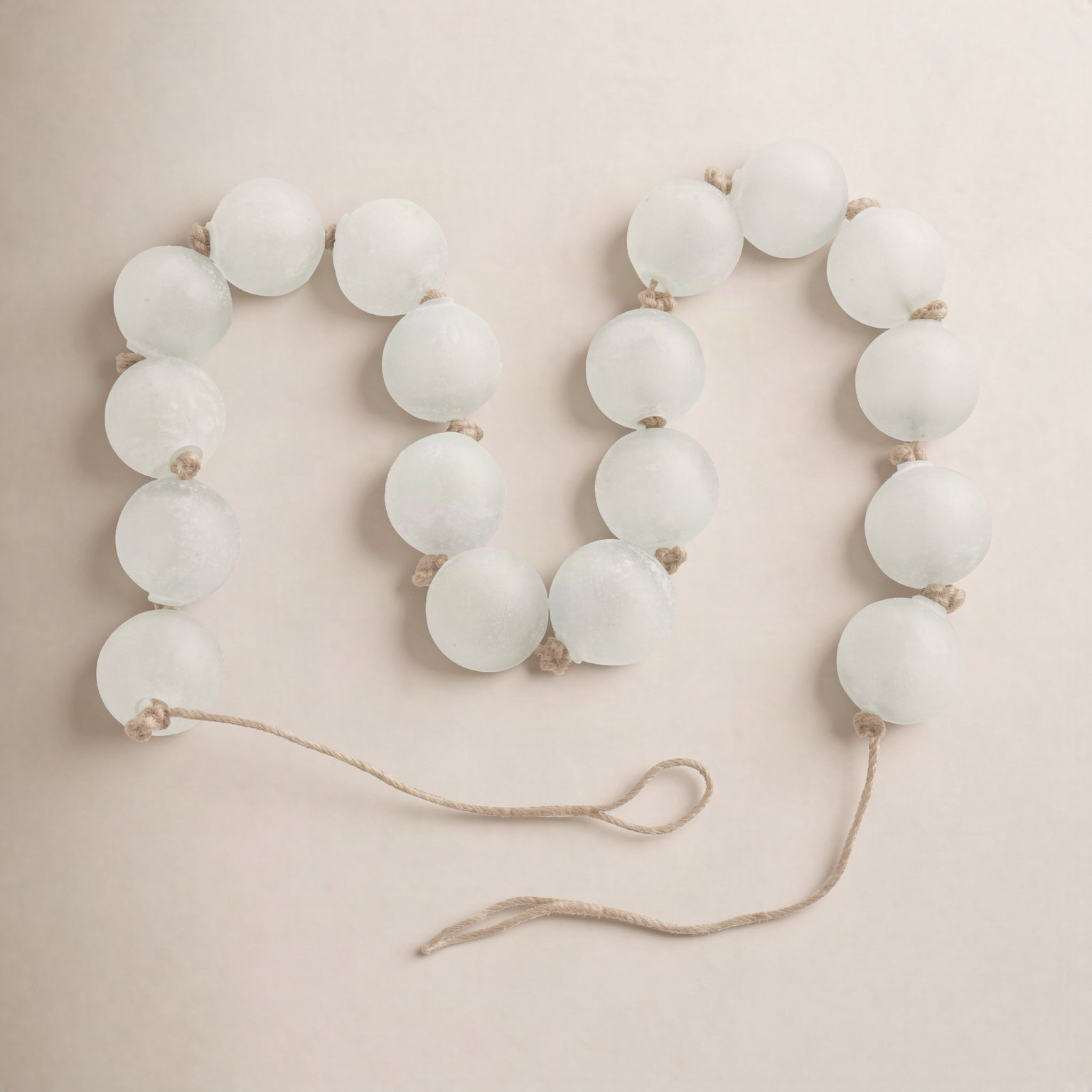 Pearl Glass Garland, Teal, 90" L