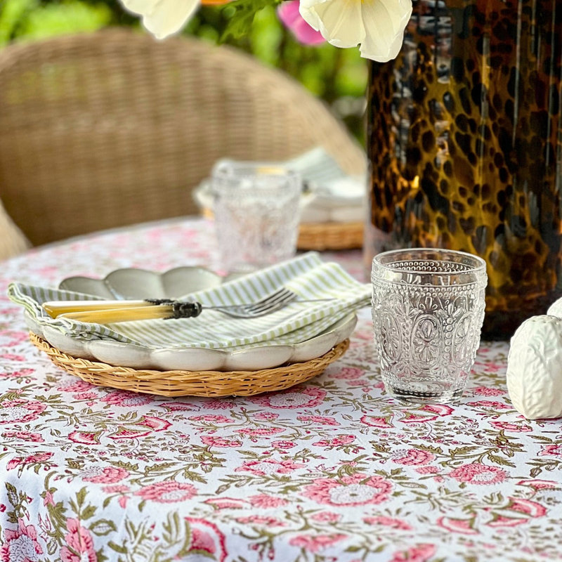 Beatrice Round Tablecloth - Pink And Green, 70" Round
