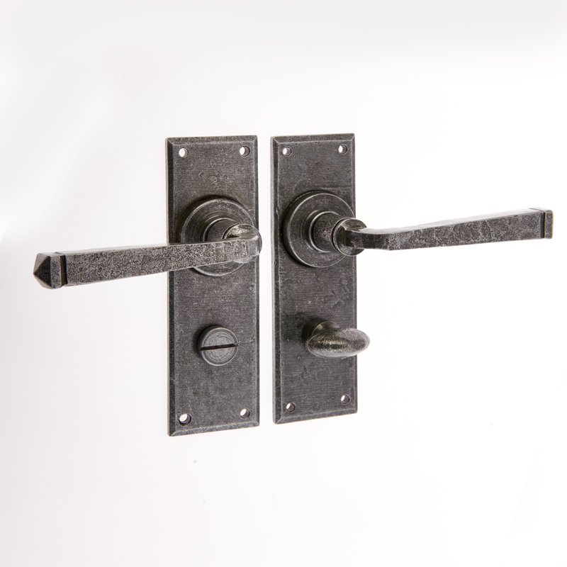 Valley Forge Privacy Door Handle, Pewter