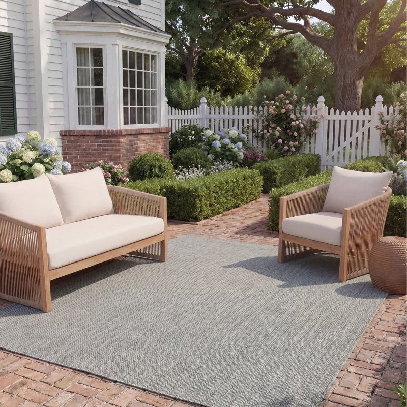 Arneshia Power Loom Gray/Navy Indoor/Outdoor Area Rug, Rectangle 8' x 11'