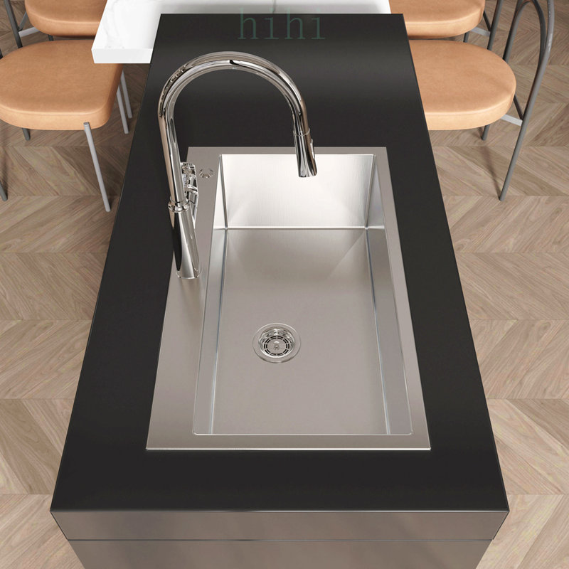 Évier de cuisine à cuve unique en acier inoxydable durable de 81 x 48 cm (32 x 19 pouces), fini nickel brossé et bonde aux normes américaines.