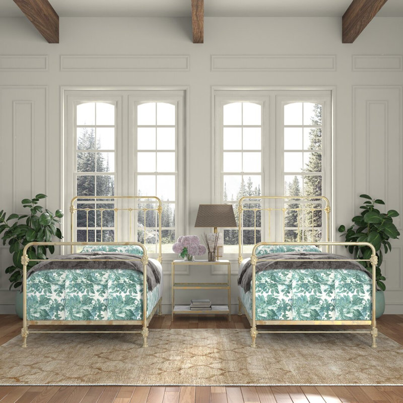 160 Picket Fence Bed | Open Foot Standard, Twin, Spun Gold