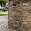 Foyer extérieur rectangulaire en béton, 107 cm (42 po) au propane, 50 000 BTU, avec allumage par impulsion et réservoir dissimulé. Housse de protection contre les intempéries incluse.