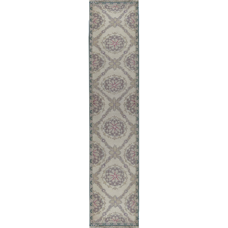 Hand-Knotted High-Quality Ivory Area Rug