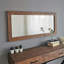 Miroir mural élégant, couleur noyer, 43,3 po x 19,7 po x 1,2 po | 100% bois de pin massif, entièrement assemblé | Réglable pour une utilisation horizontale et verticale, parfait pour un décor industriel moderne-1233651188-1233651185