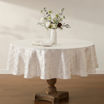 Lenox Laurel Leaf Damask Tablecloth