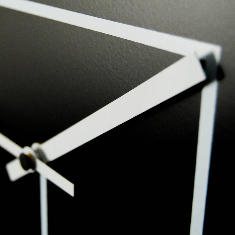 Mtmere Metal Wall Clock