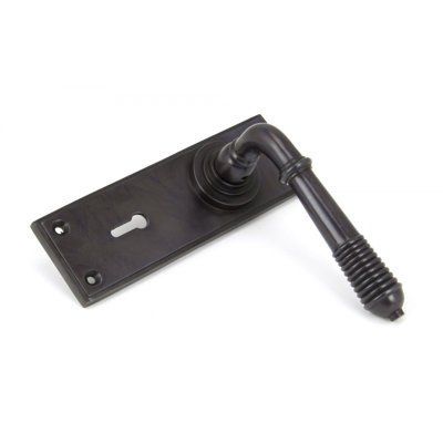 Reeded Lock Door Handle Kit