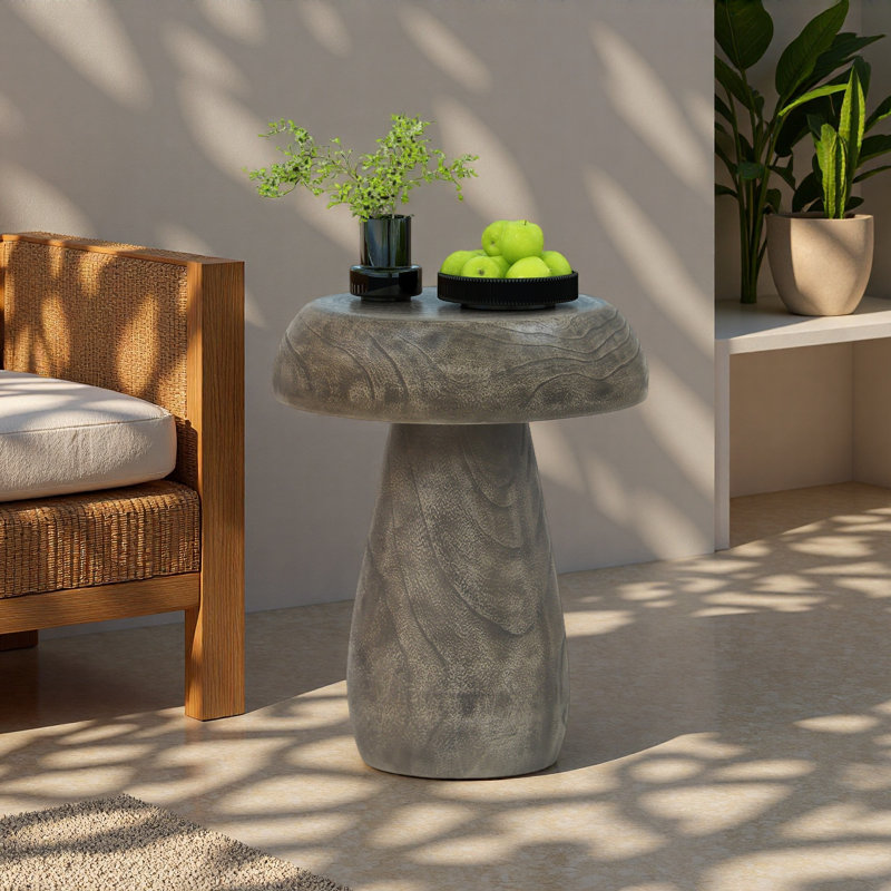 Table d'appoint champignon, texture semblable au bois