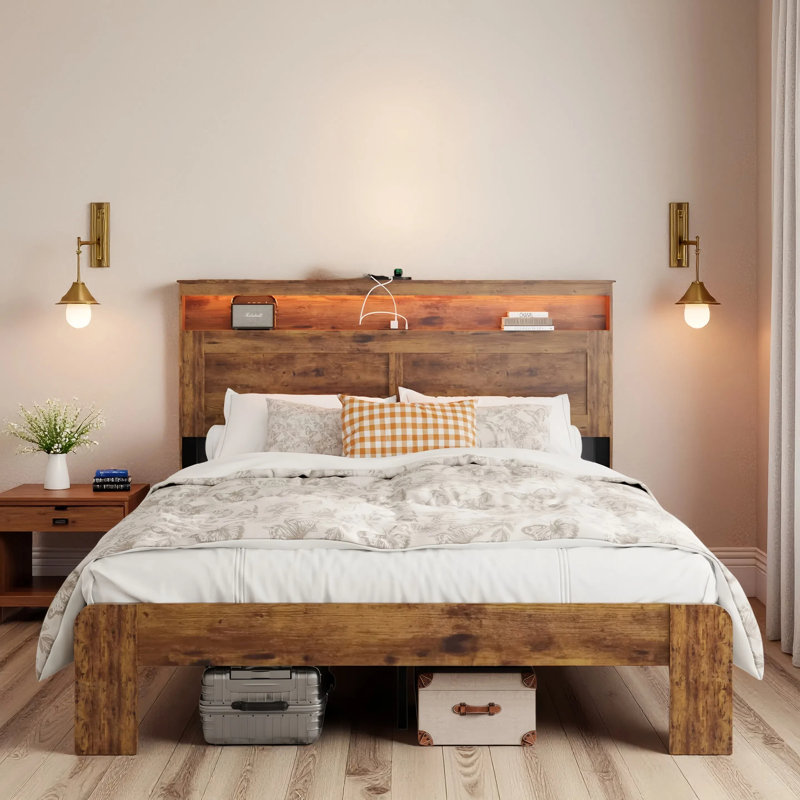 Structure de lit plateforme en bois avec tête de lit à DEL avec rangement et 2 ports USB, Brun, Grand lit