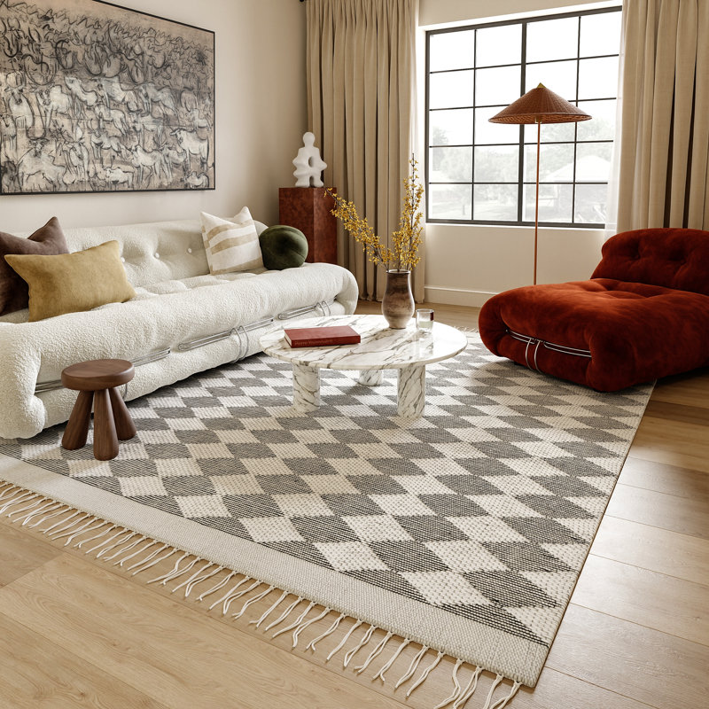 Gray and White Diamond Pattern Wool Blend 6' x 9' Area Rug