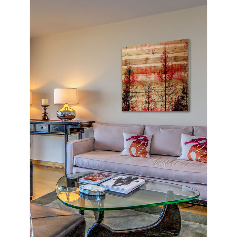 «Red Enchanted Forest» par Parvez Taj - impression sur bois, H 18 po x l 18 po x P 1,5 po