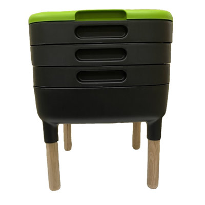 6 Gallons Plastic Odor Resistant Worm Bin