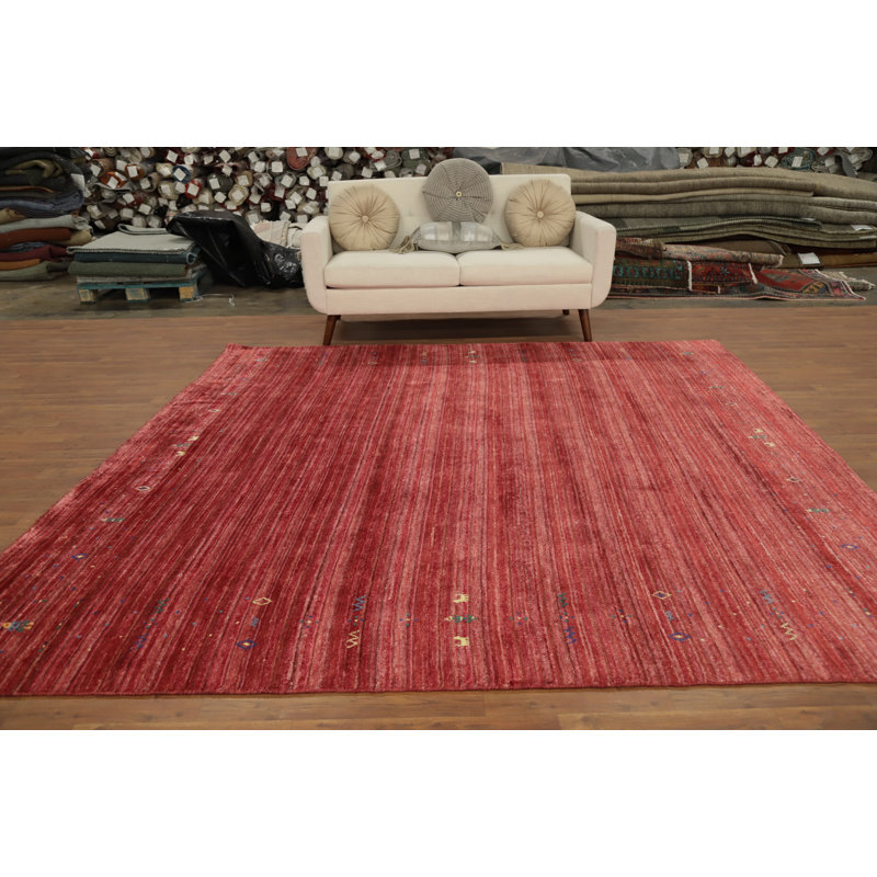 Tapis élégant de style Gabbeh 9 x 9 avec détails de bordure subtile
