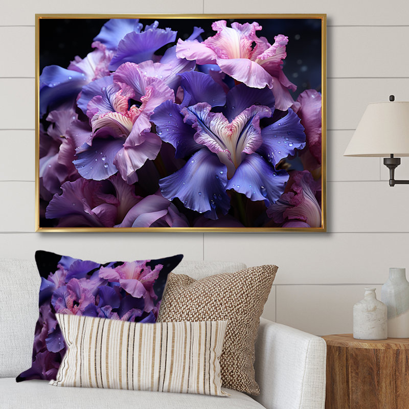 «Midnight Purple Irises Serenity» dévoilé sur toile, H 12 po x l 20 po x P 1 po, Cadre flottant doré