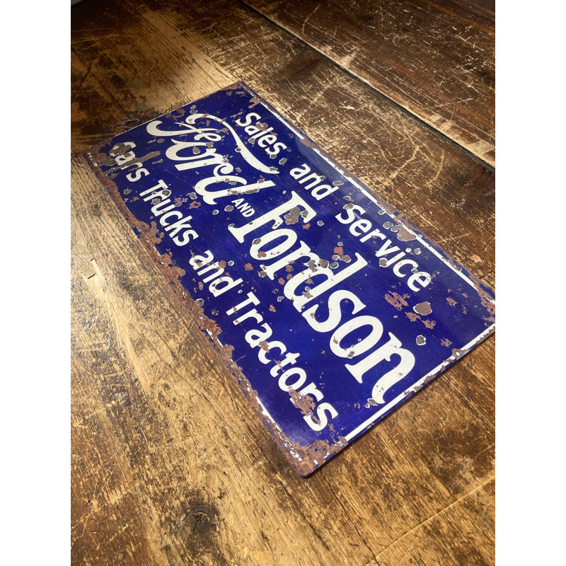 Wall Decor on Metal