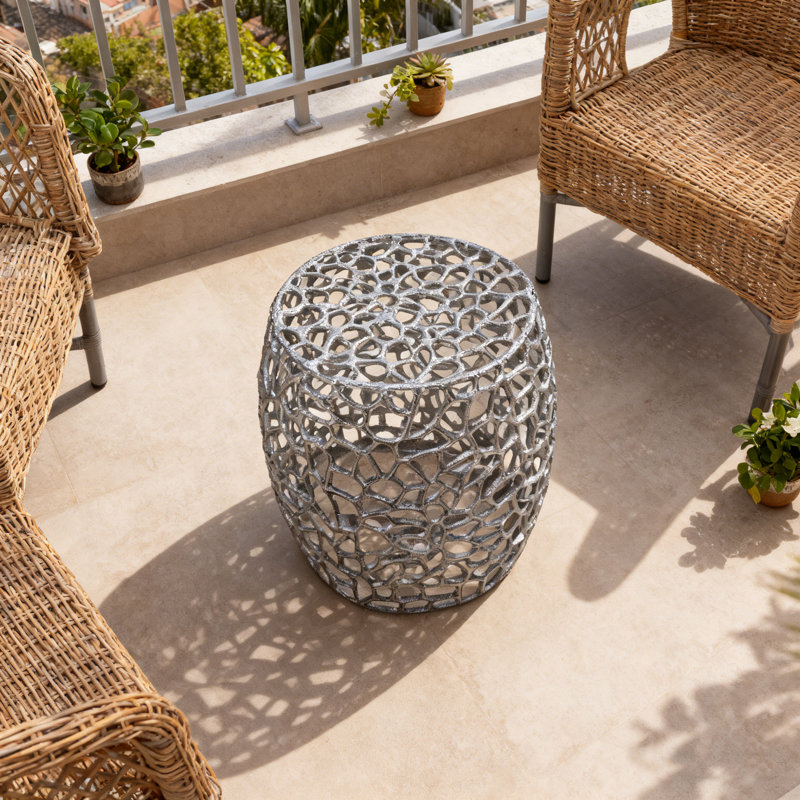 Table de bout cylindrique en aluminium avec motif complexe - Nickel argenté, Nickel