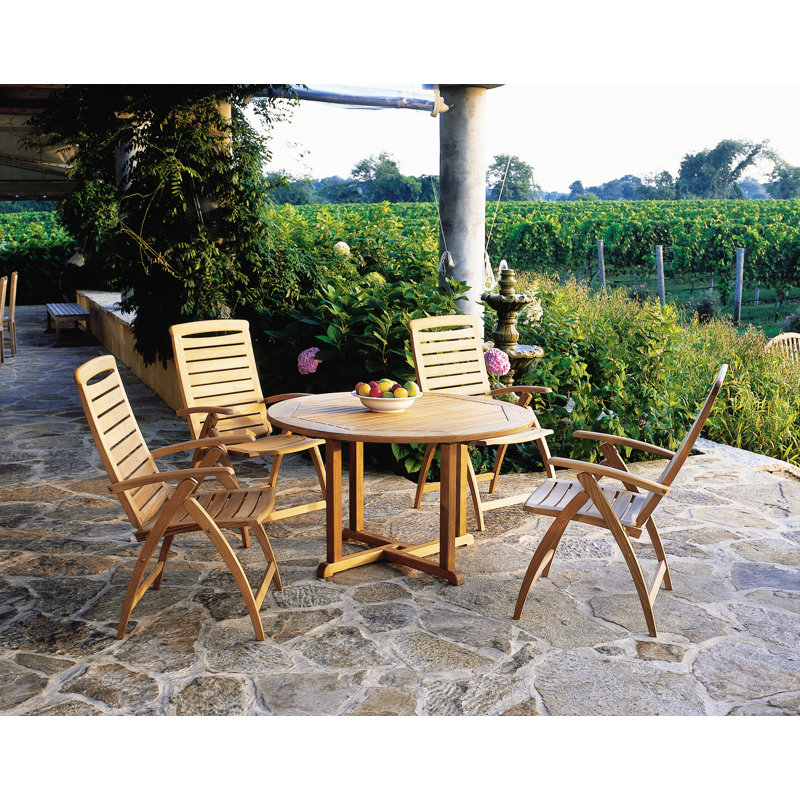 Essex Outdoor Round Dining Table