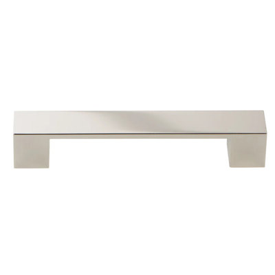 Wide Square Bar pull