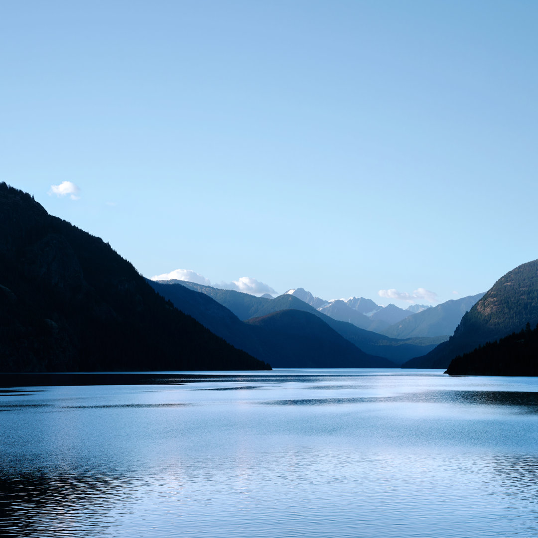 Wilderness Mountain Lake von Sharply_done - Ohne Rahmen auf Leinwand drucken