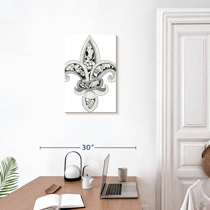 Fleur de lys ornée Kerner, H 24 po x l 16 po