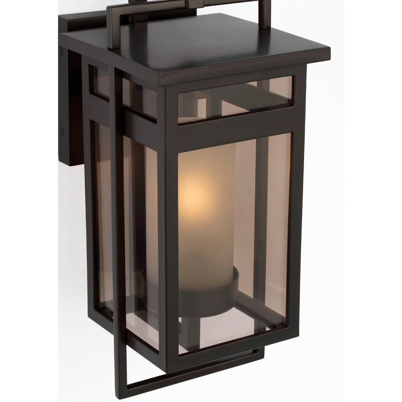 Chapman and Myers Traditional Fairhaven Outdoor Wall Light, 19