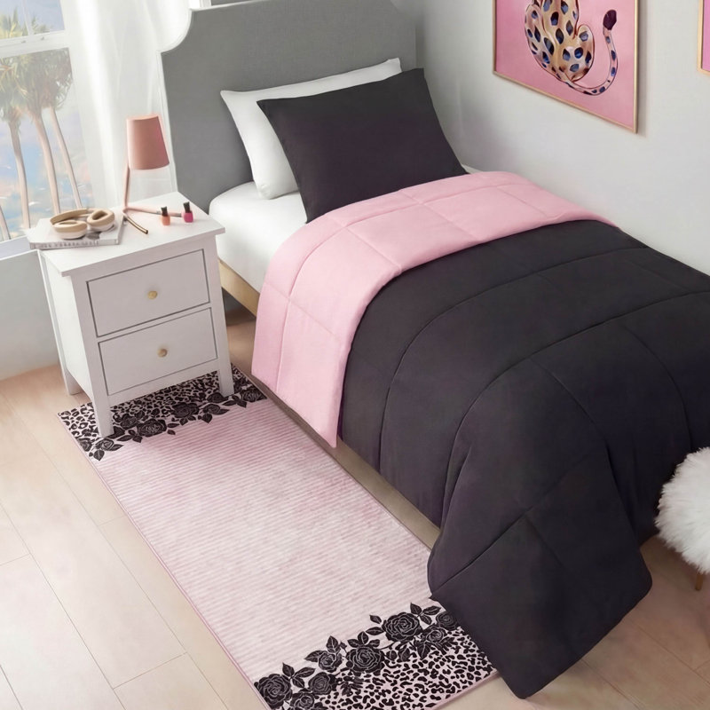  Finely Machine Washable Area Rugs, 2' x 6', Light Pink/Black