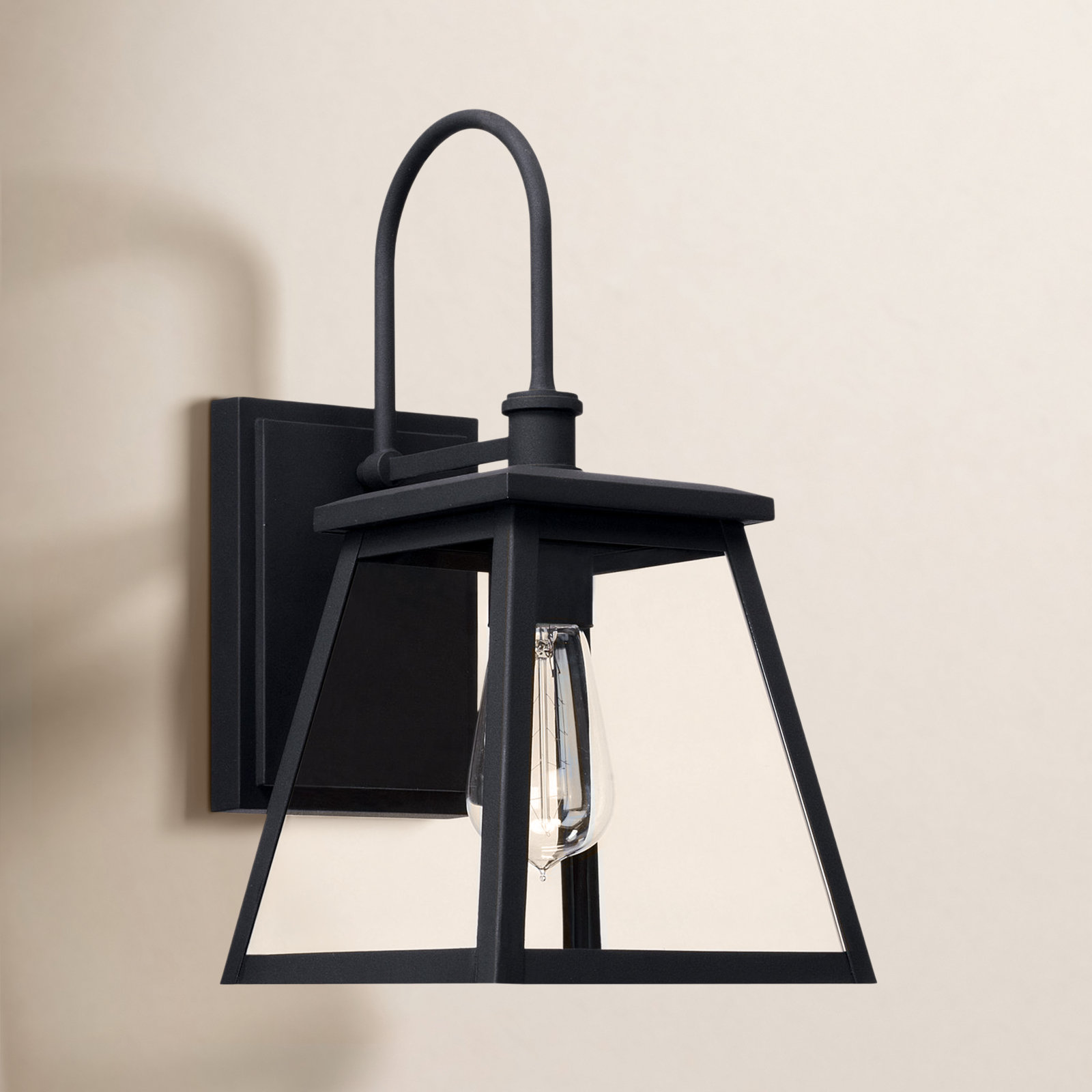 Wrentham Aluminum Wall Light, 18.25" H  x 9.25" W  x 12.25" D, Black