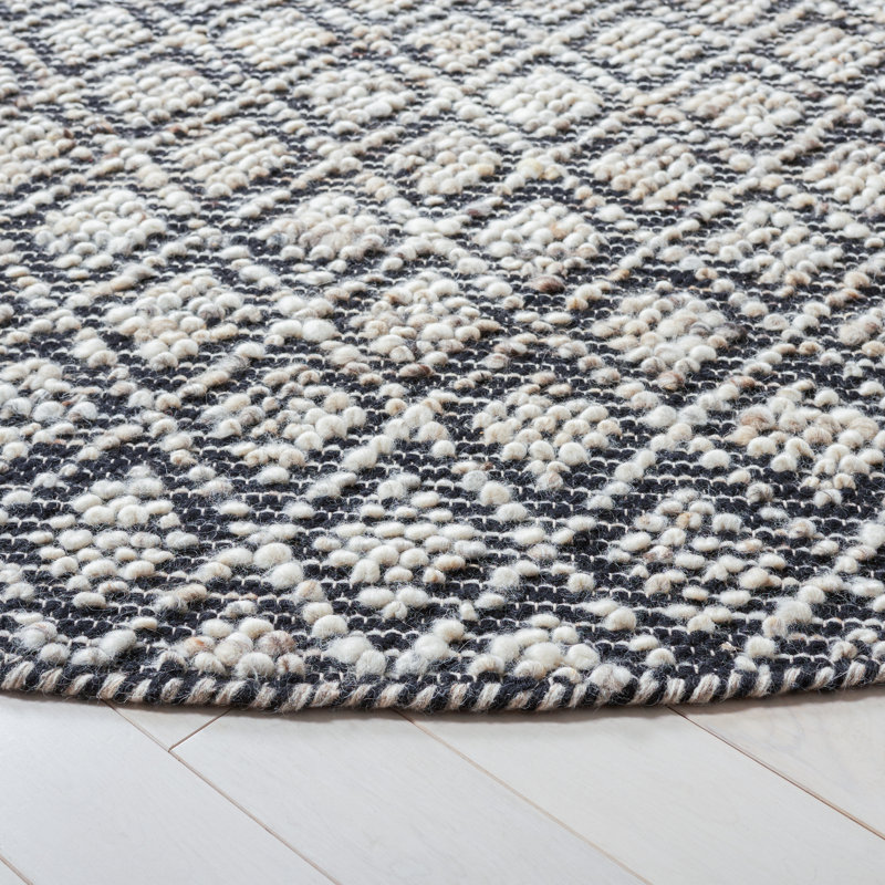 Natura Hand Woven Wool/Cotton Geometric Rug in Black/Ivory, Rectangle 8' x 10'