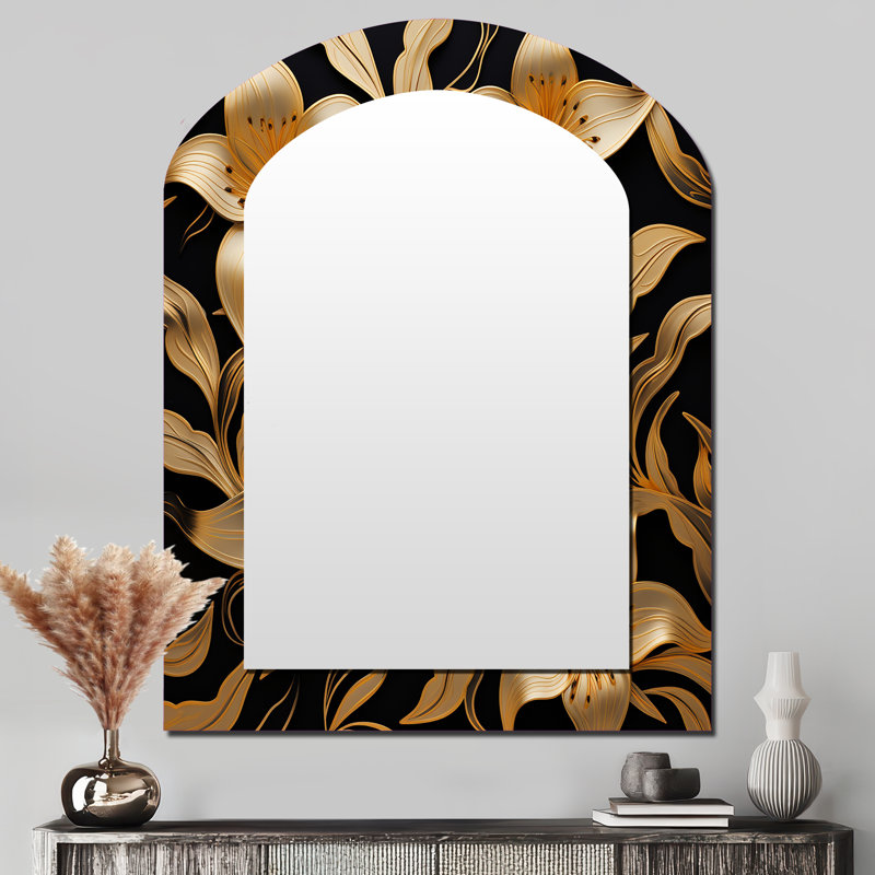 Golden Lily Flower Glam On Black VII - miroir arche Lily, miroir mural décoratif asymétrique doré, impression d'art