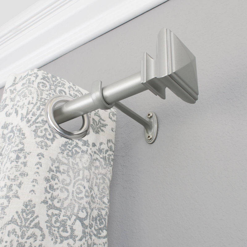 Tringle à rideaux simple réglable en métal Fleurette, Nickel, 72 à 144 po de largeur