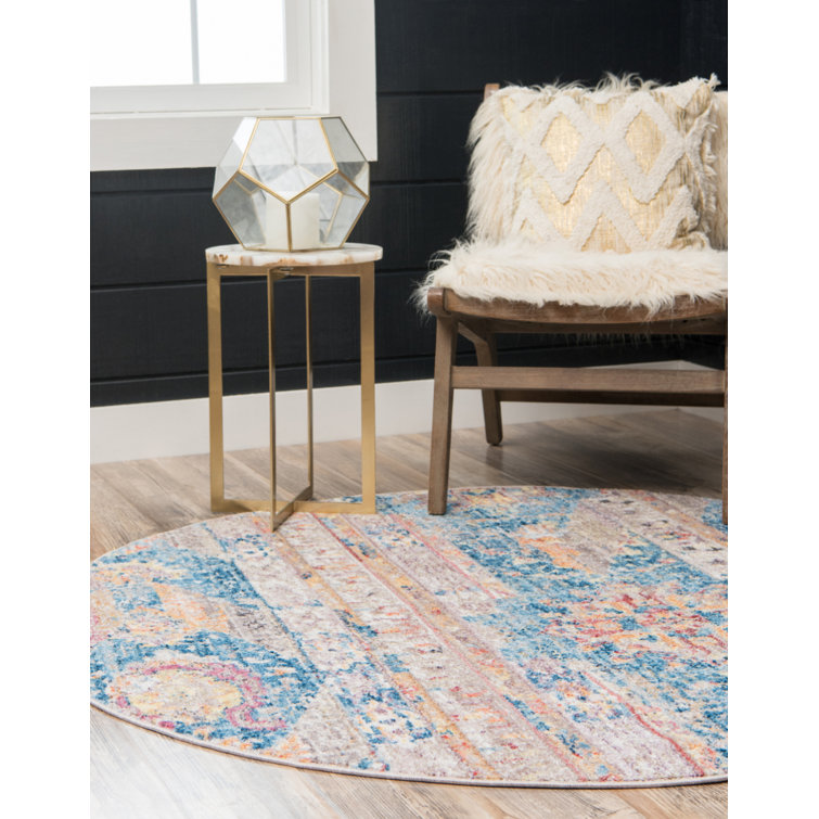 Leanora Geometric Indoor Rug