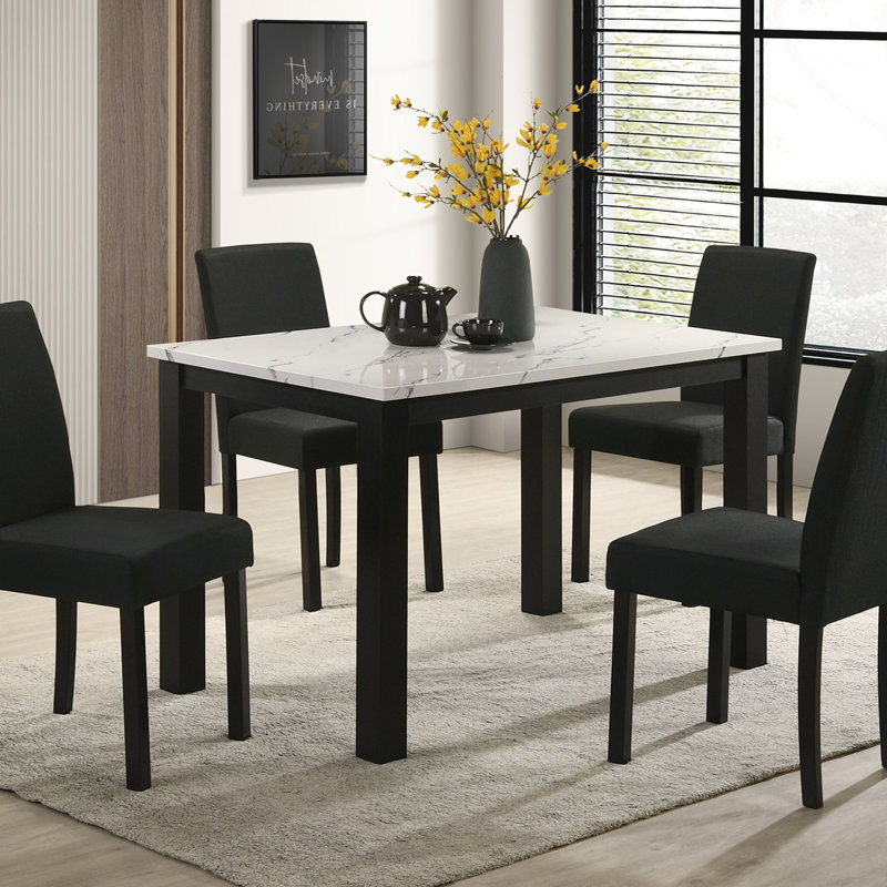 Chaises rembourrées 4pc